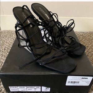 NWT Lace Up Sandals! FASHION NOVA! CLEAR HEEL!